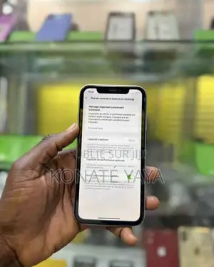 Apple iPhone 12 64 GB Noir