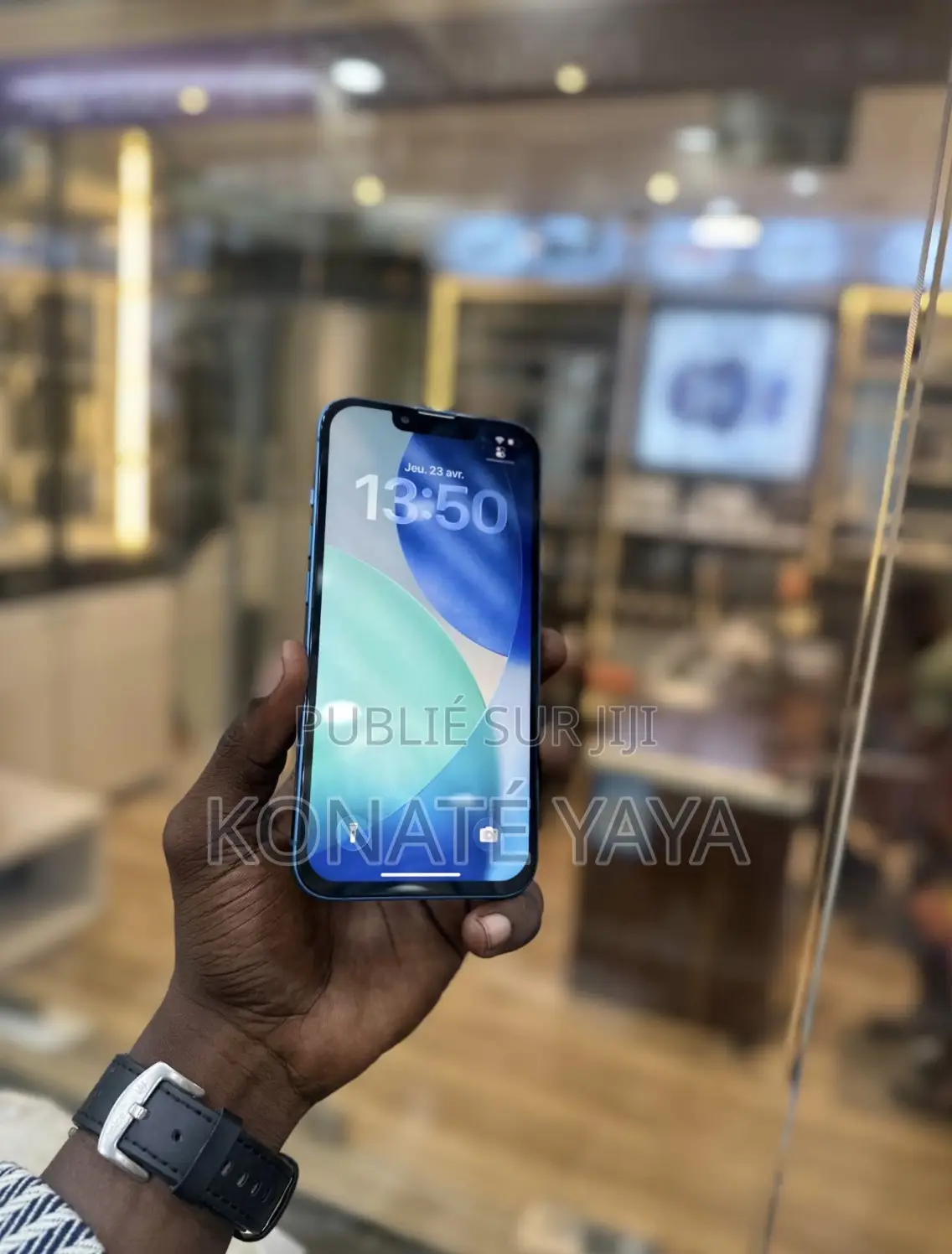 Apple iPhone 13 128 GB Bleu