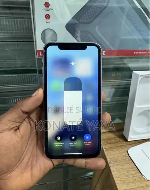 Apple iPhone XR 64 GB Bleu