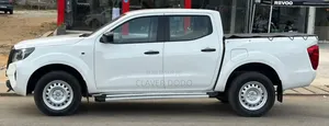 Nissan Navara 2022 Blanc