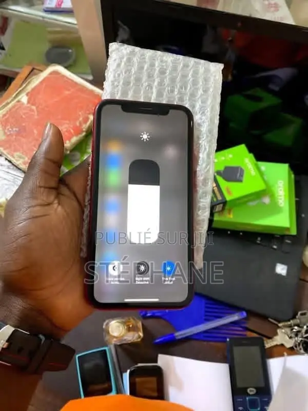 Apple iPhone XR 64 GB Rouge