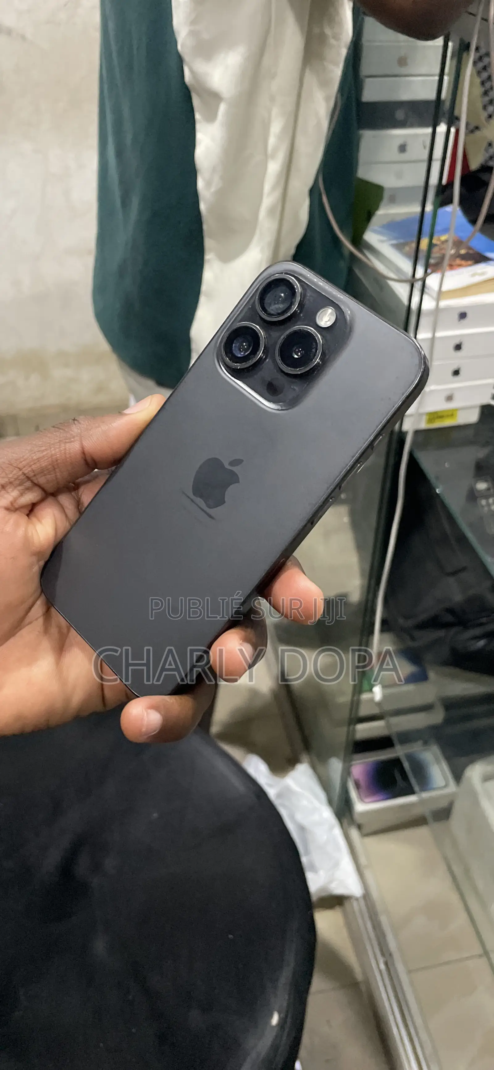 Apple iPhone 15 Pro 128 GB Noir