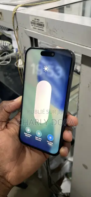 Apple iPhone 15 Pro 128 GB Noir