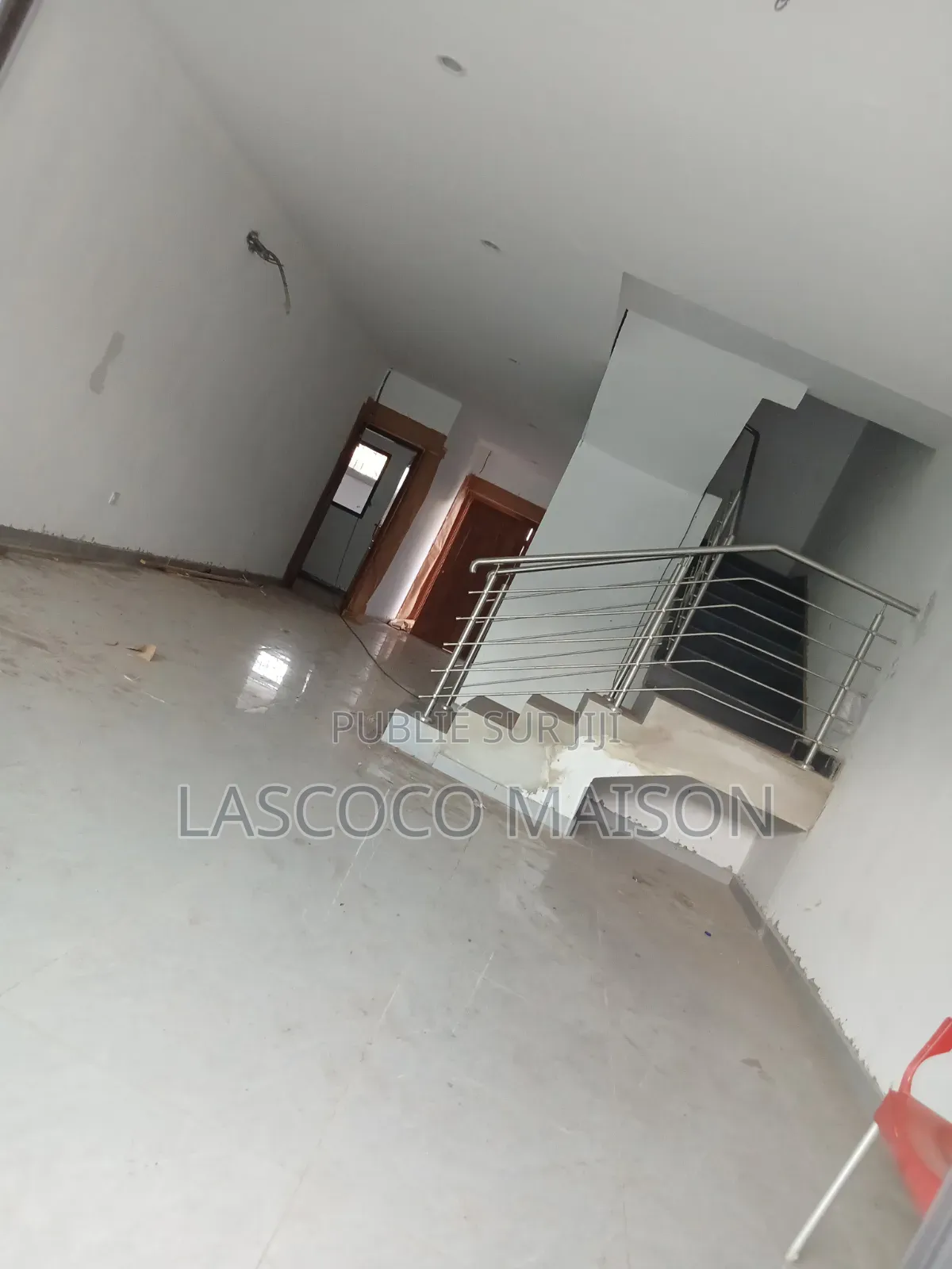 5chbre Duplex dans Lascoco Maison, Cocody à Vendre