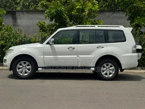 Mitsubishi Pajero 2017 Blanc