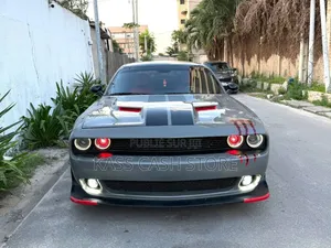 Dodge Challenger 2020 Gris