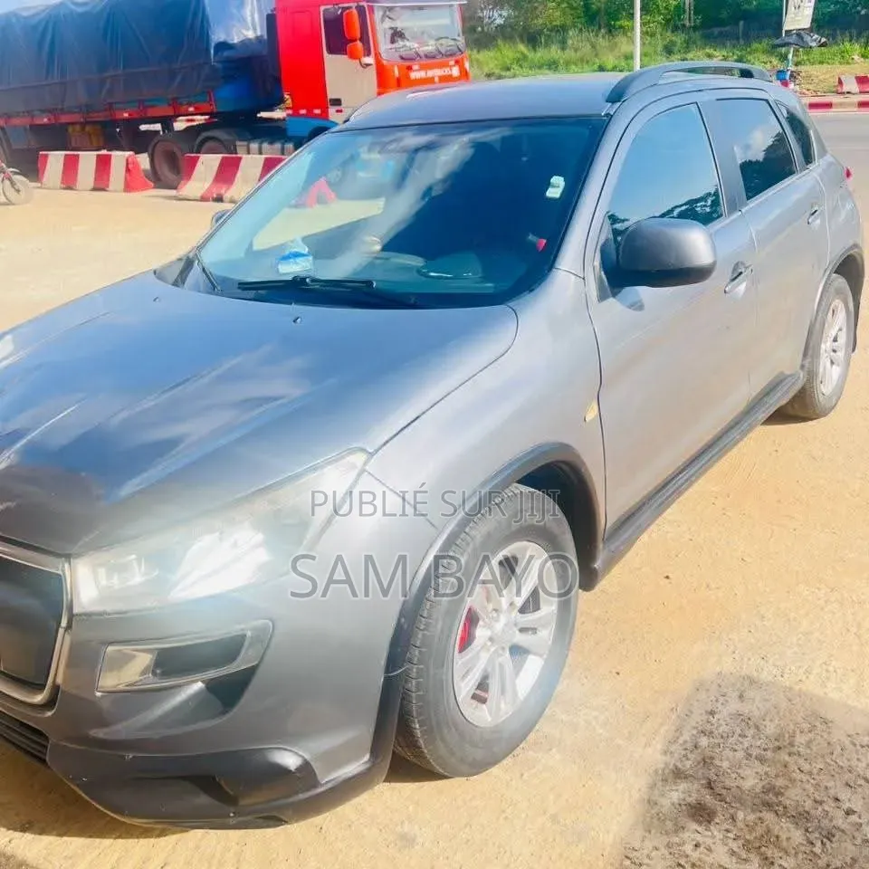 Peugeot 3008 2016 Gris