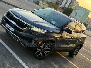 Kia Seltos 2022 Gris