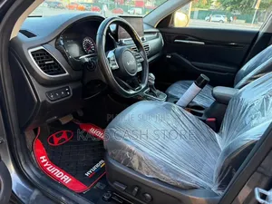 Kia Seltos 2022 Gris