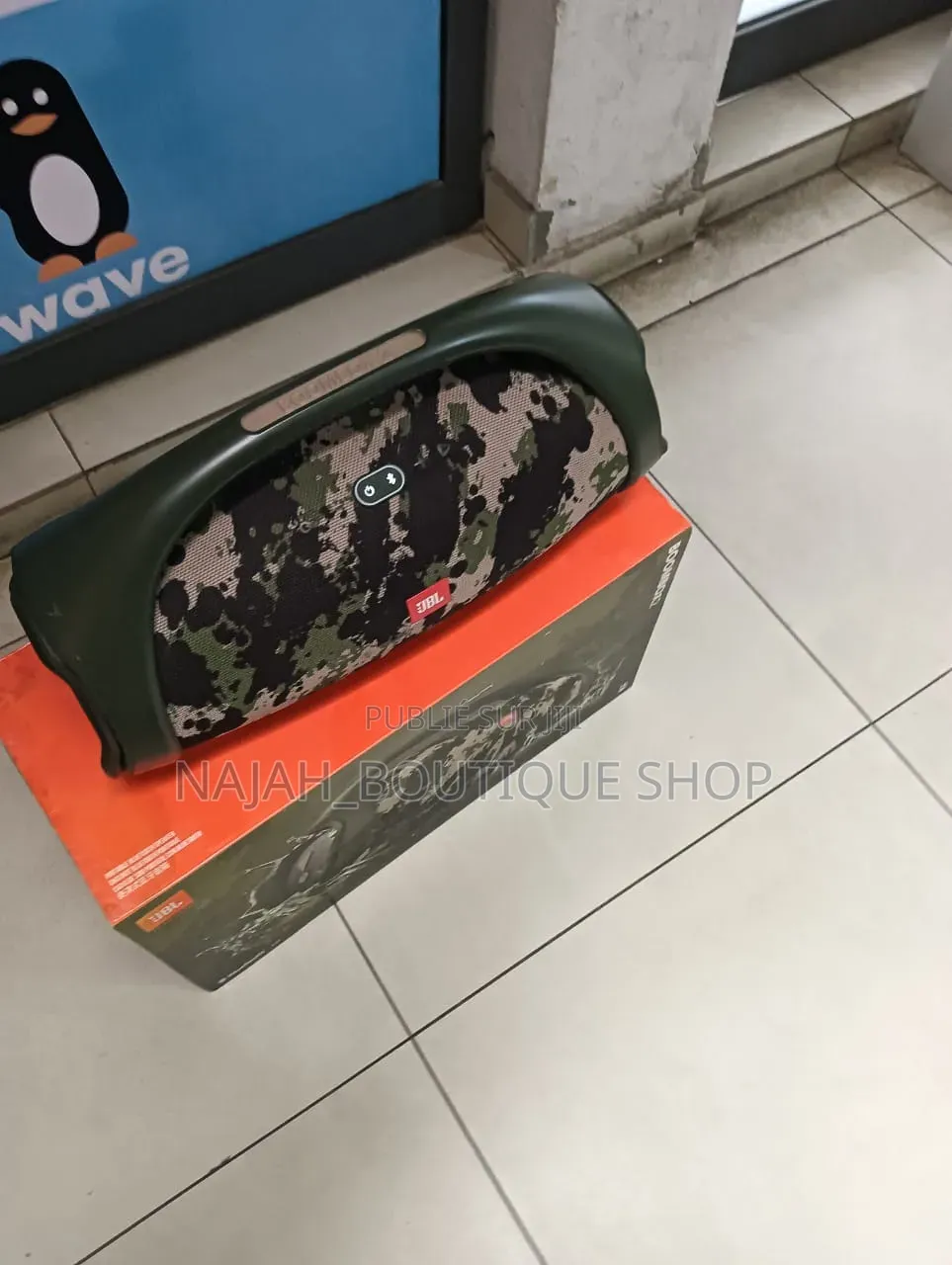 JBL Boombox 2