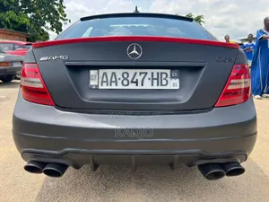 Mercedes-Benz C300 Sport 4Matic Sedan AWD (3.0L 6cyl 7A) 2010 Autre