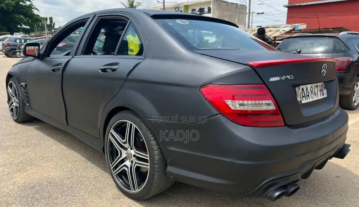 Mercedes-Benz C300 Sport 4Matic Sedan AWD (3.0L 6cyl 7A) 2010 Autre