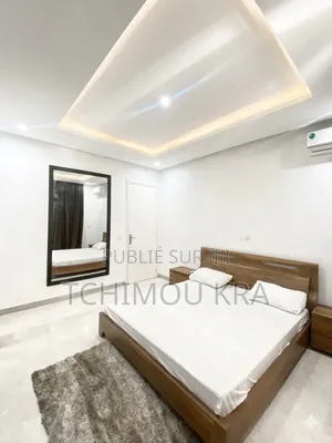 Meublé 2chbre Appartement dans Mr Tchimou, Cocody à Louer