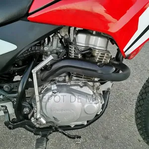 Nouveau Yamaha Autre 2025 Rouge