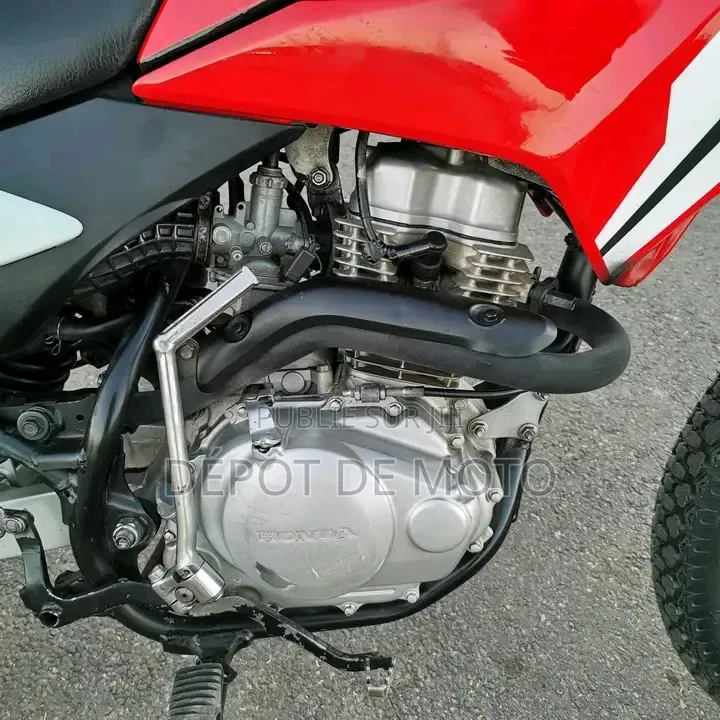 Nouveau Yamaha Autre 2025 Rouge