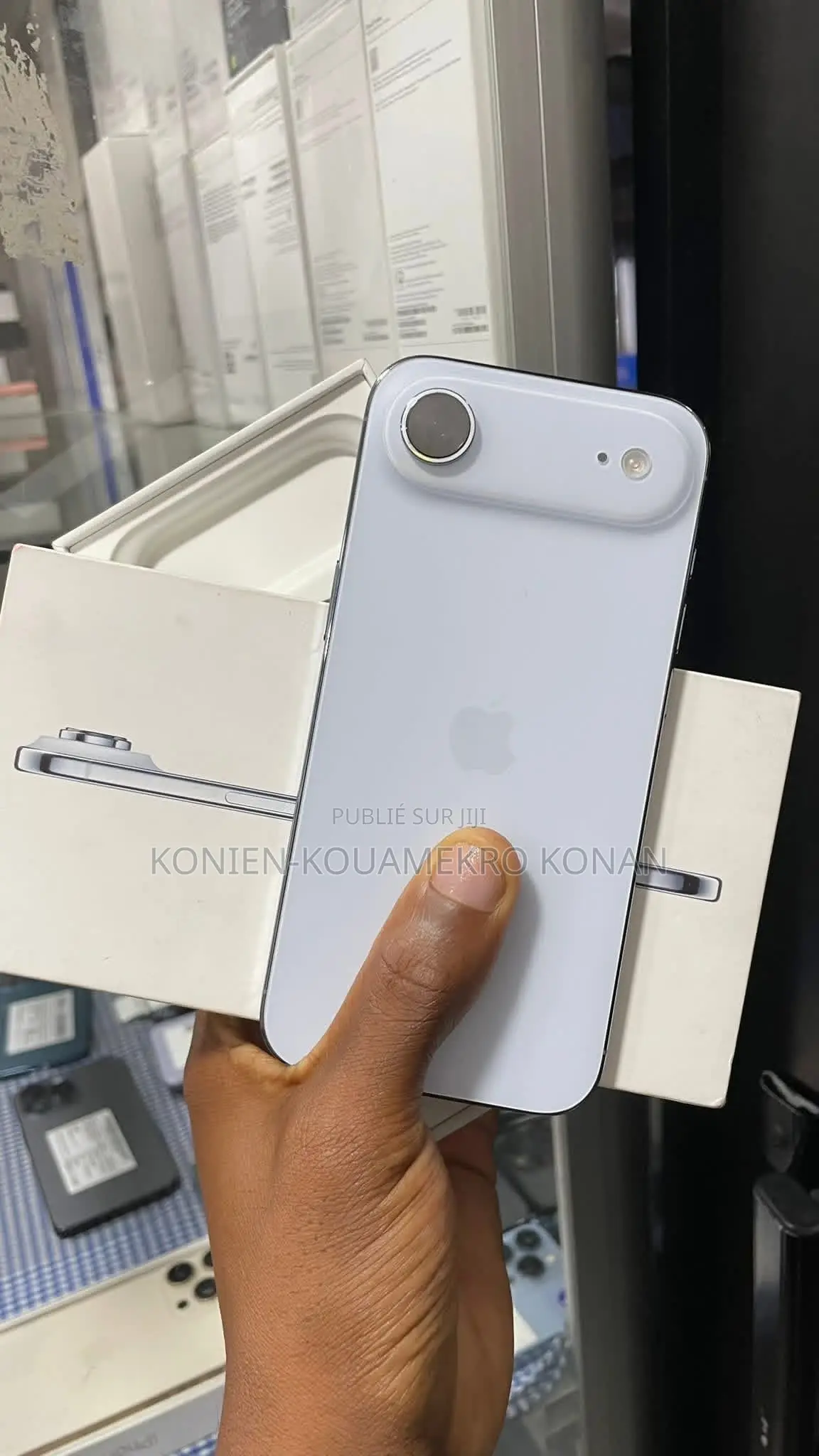 Nouveau Apple iPhone 17e 256 GB Blanc