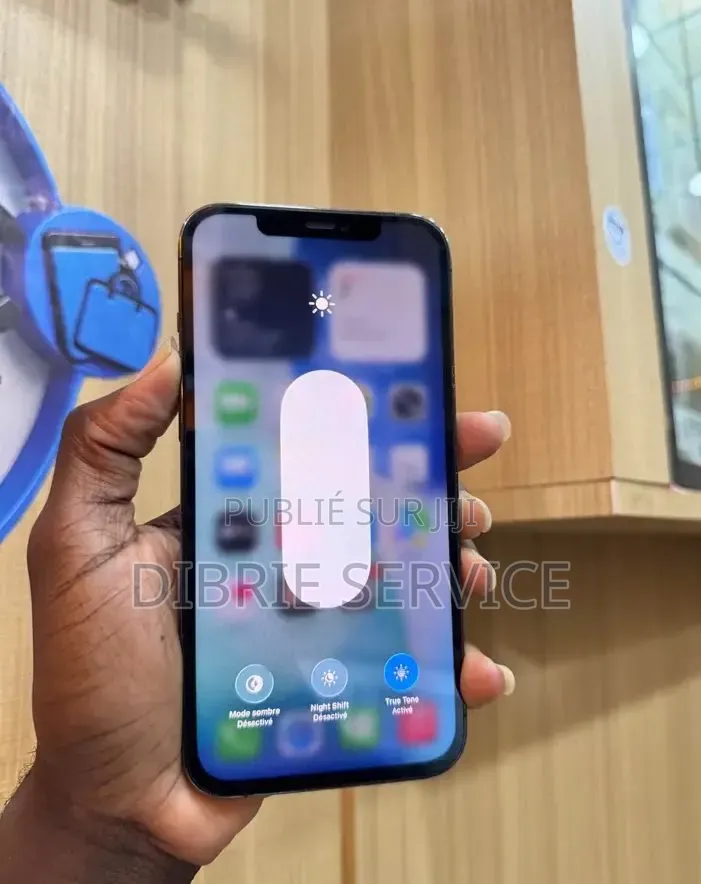 Nouveau Apple iPhone 12 Pro Max 128 GB Noir