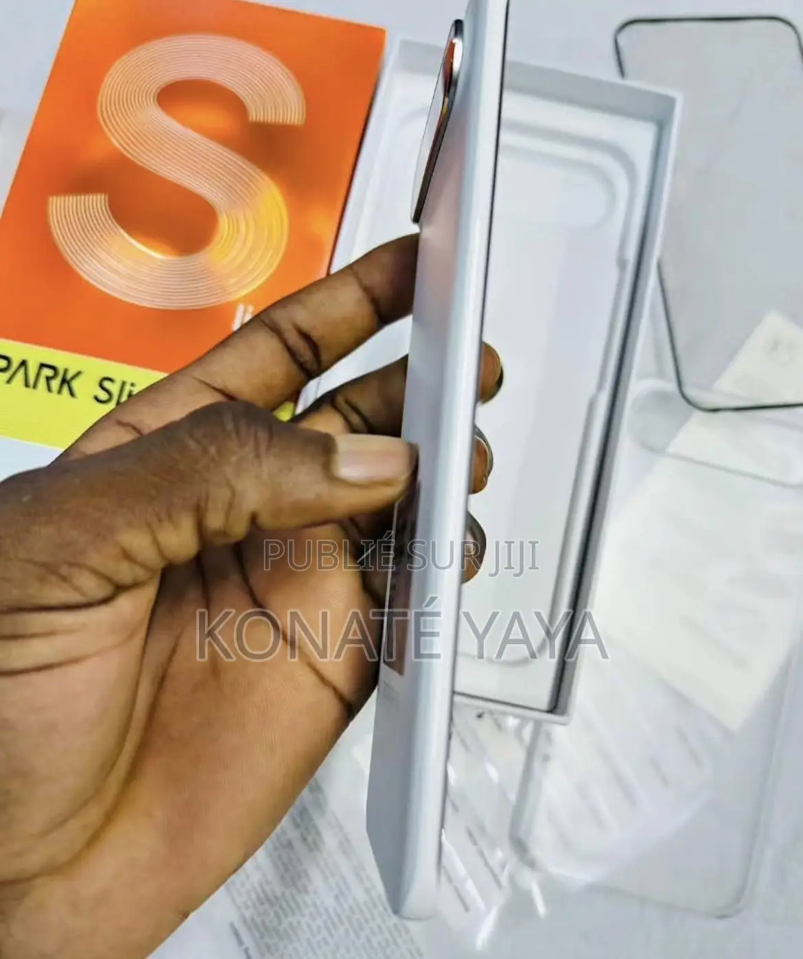 Tecno Spark Slim 256 GB Noir