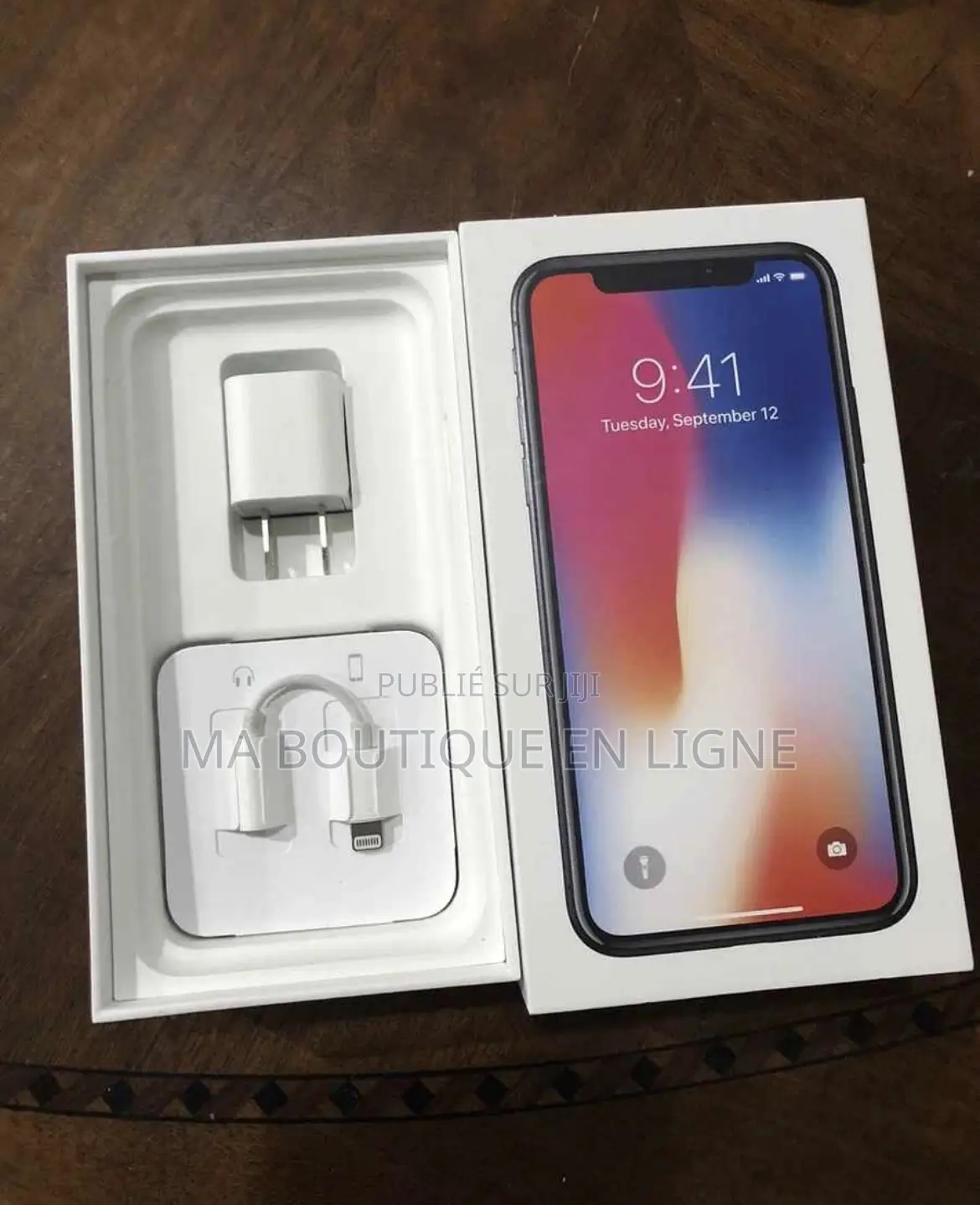 Nouveau Apple iPhone X 64 GB Noir