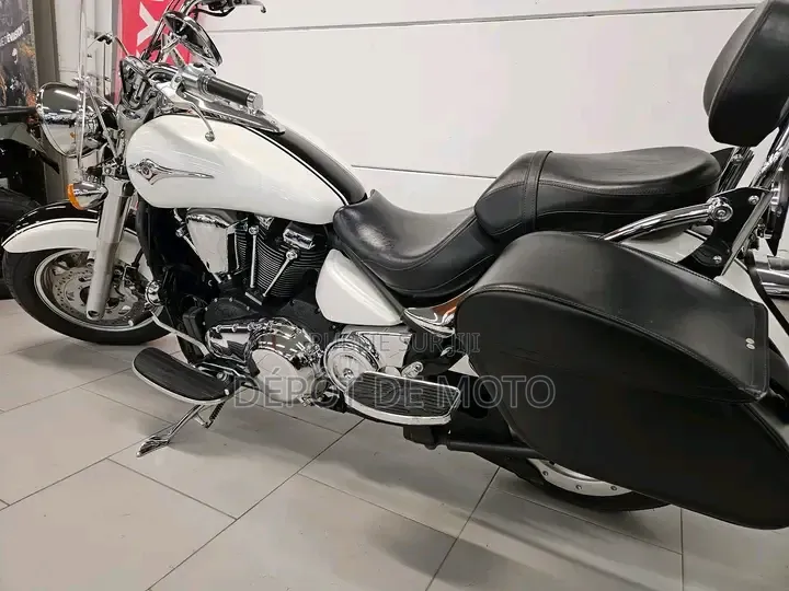 Nouveau Kawasaki Vulcan 2000 2022 Gris