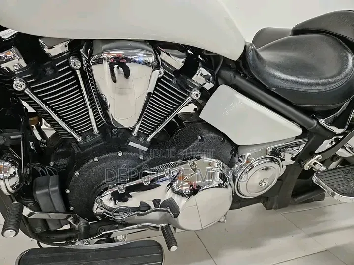 Nouveau Kawasaki Vulcan 2000 2022 Gris