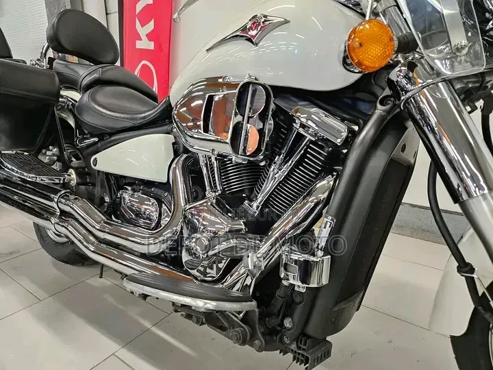 Nouveau Kawasaki Vulcan 2000 2022 Gris
