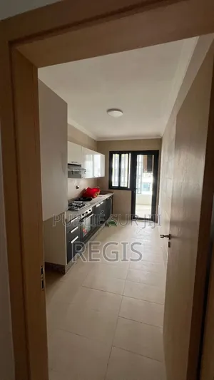 Meublé 3chbre Appartement dans Location, Attécoubé à Louer
