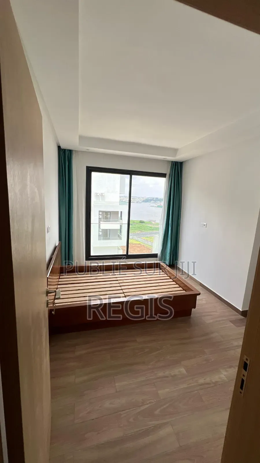 Meublé 3chbre Appartement dans Location, Attécoubé à Louer