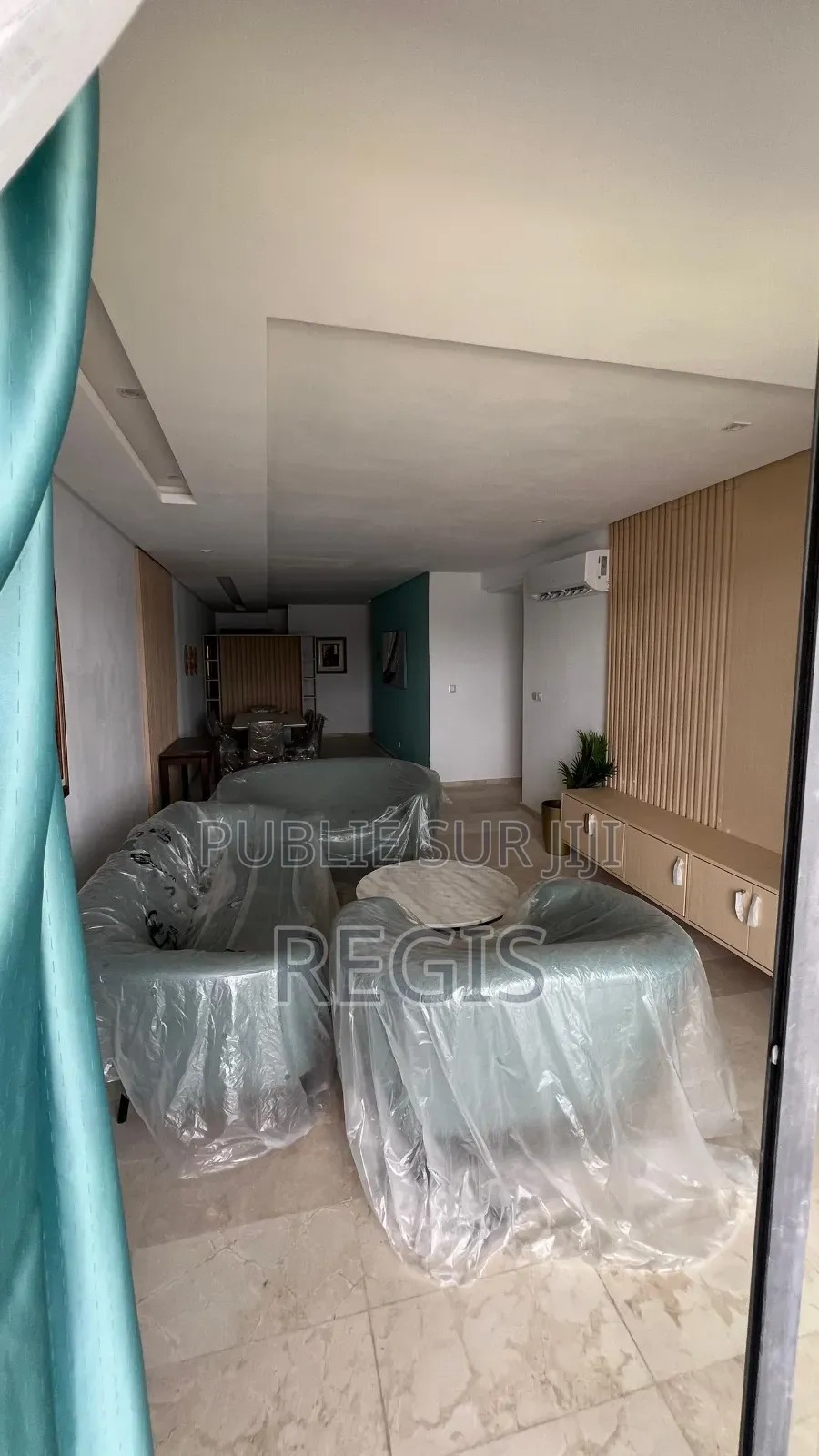 Meublé 3chbre Appartement dans Location, Attécoubé à Louer