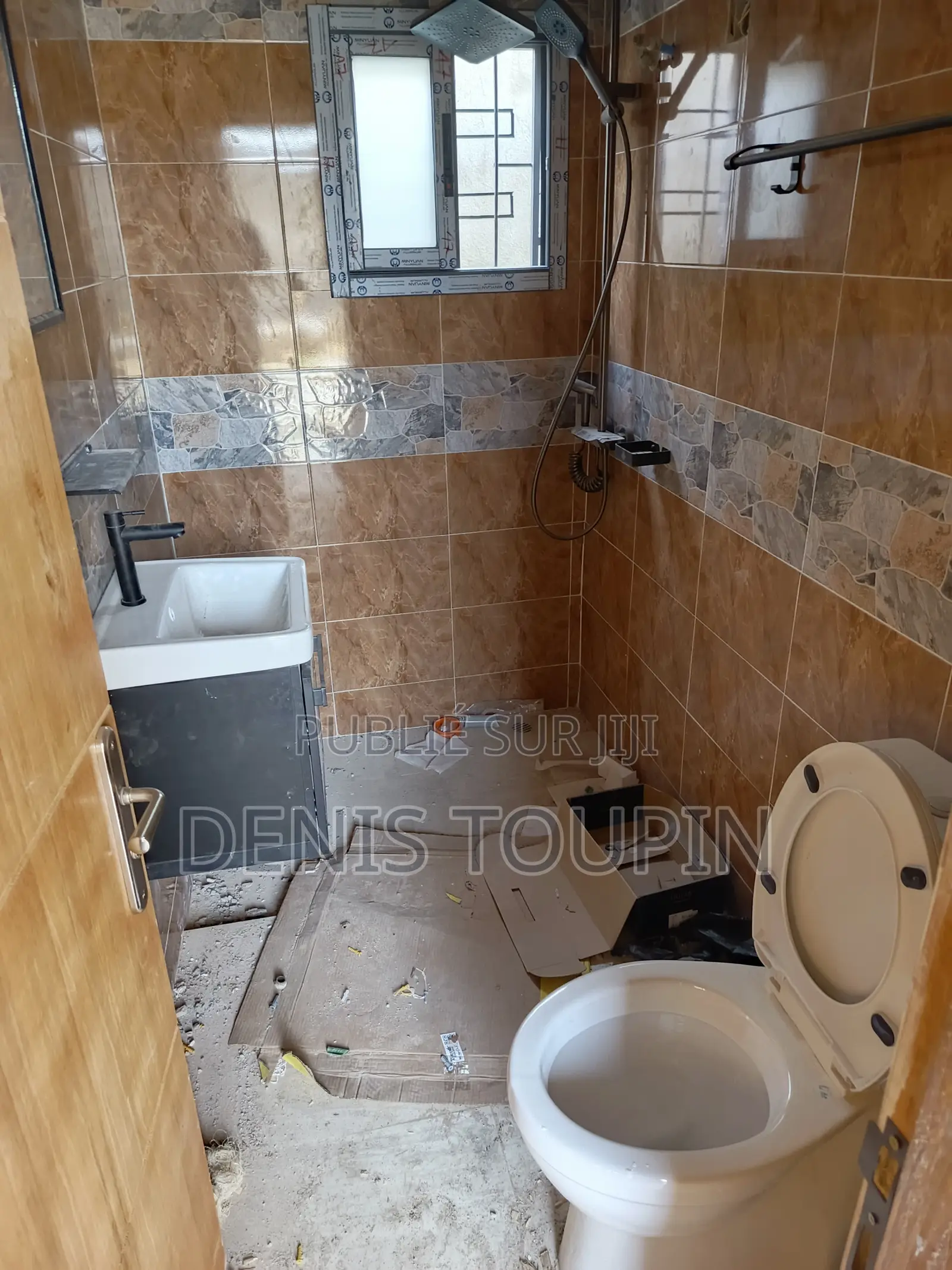 Duplex 6 Chambres+ Terrain Nu