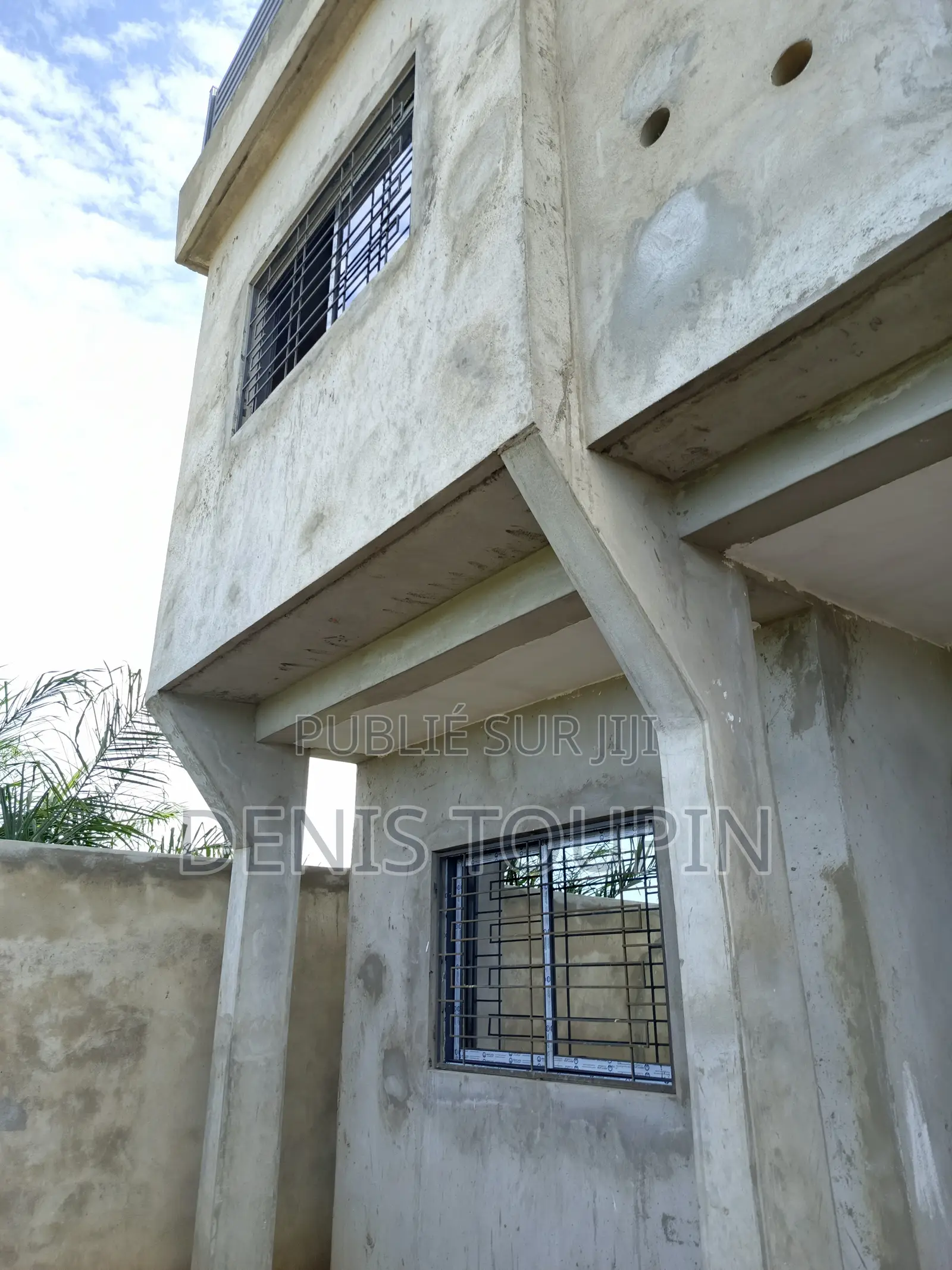 Duplex 6 Chambres+ Terrain Nu