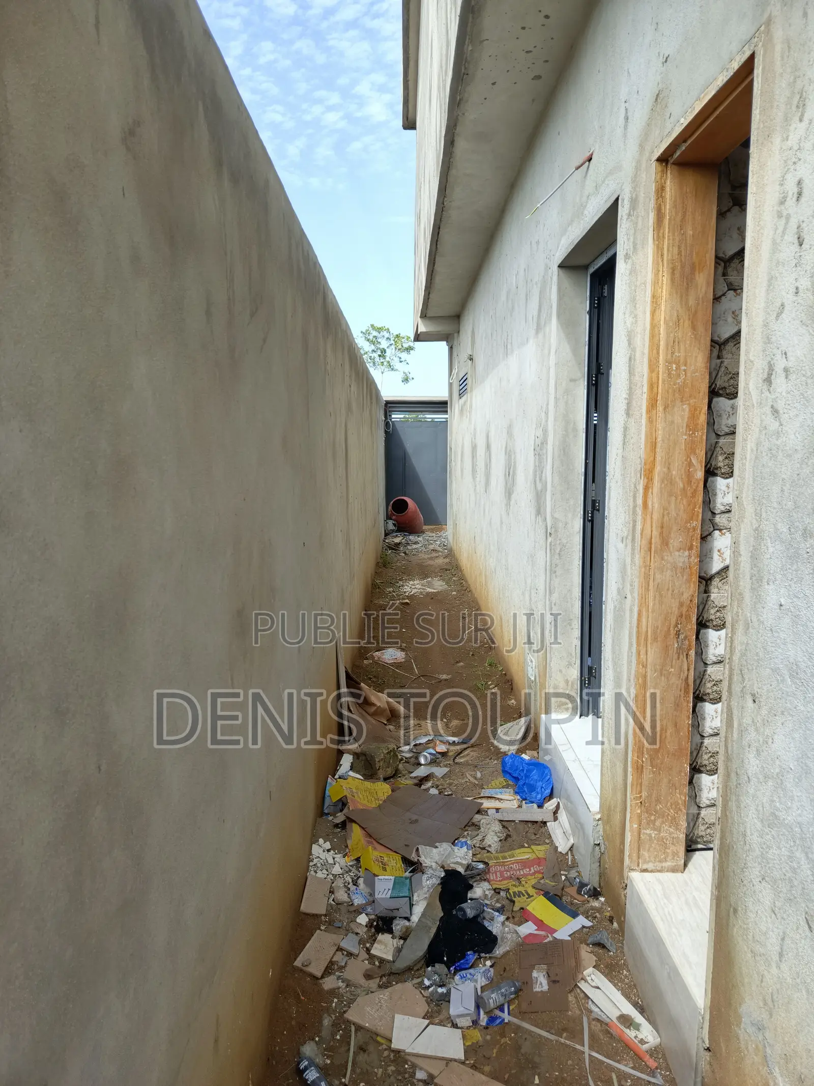 Duplex 6 Chambres+ Terrain Nu