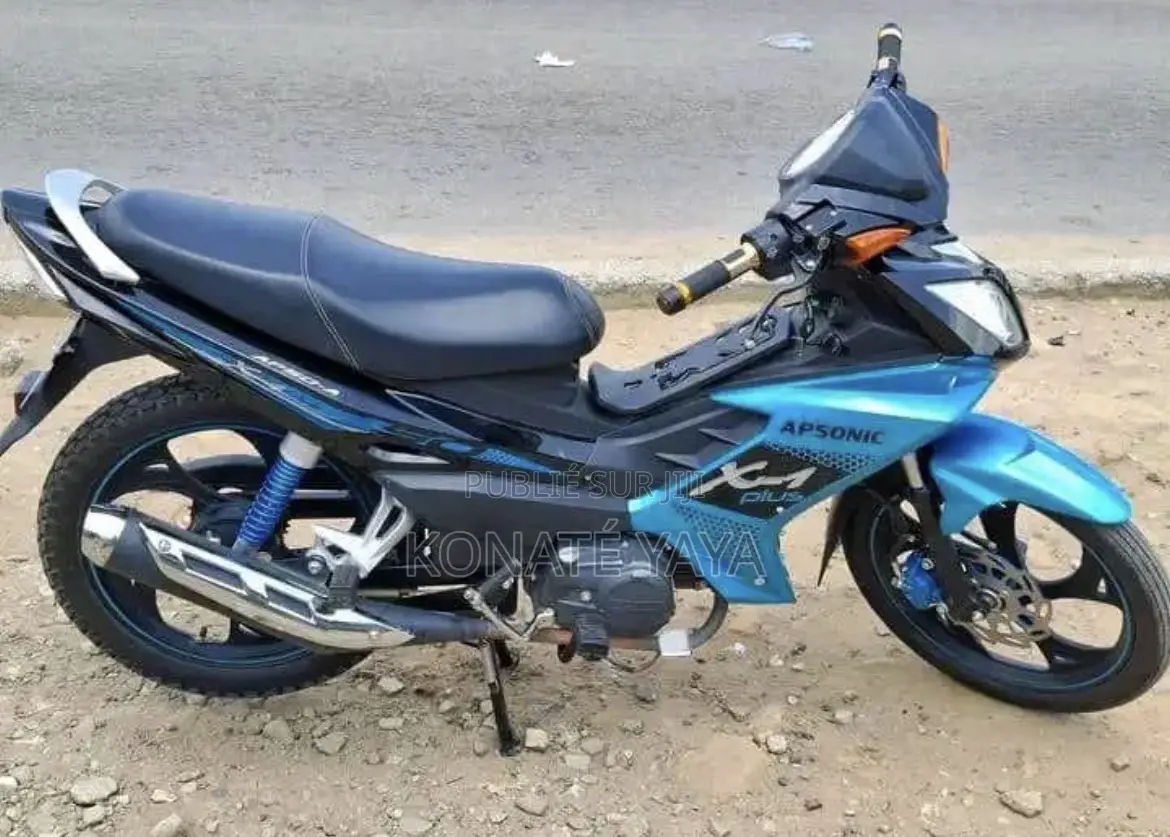 Nouveau KTM Duke 125 2007 Bleu