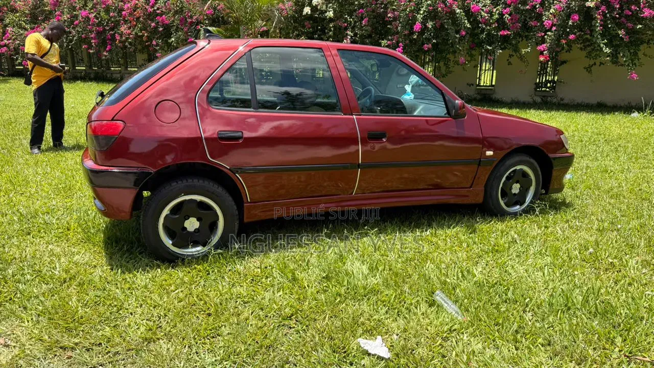 Peugeot 306 2001 Rouge