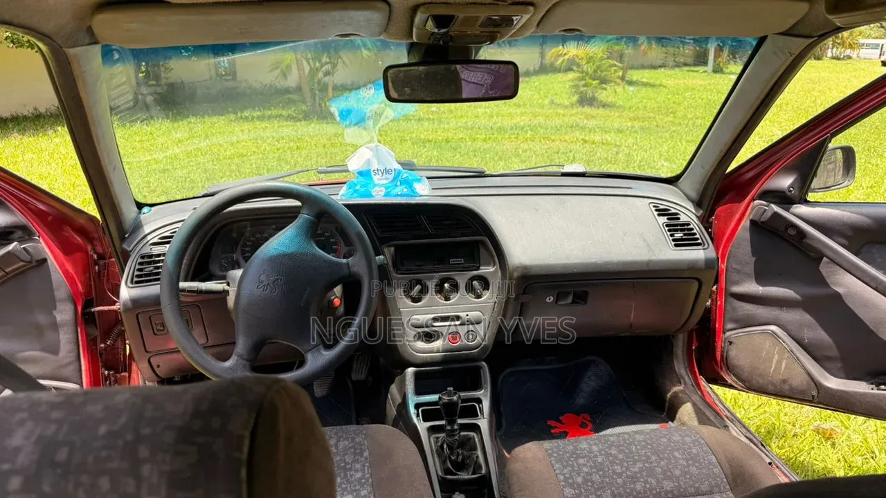 Peugeot 306 2001 Rouge