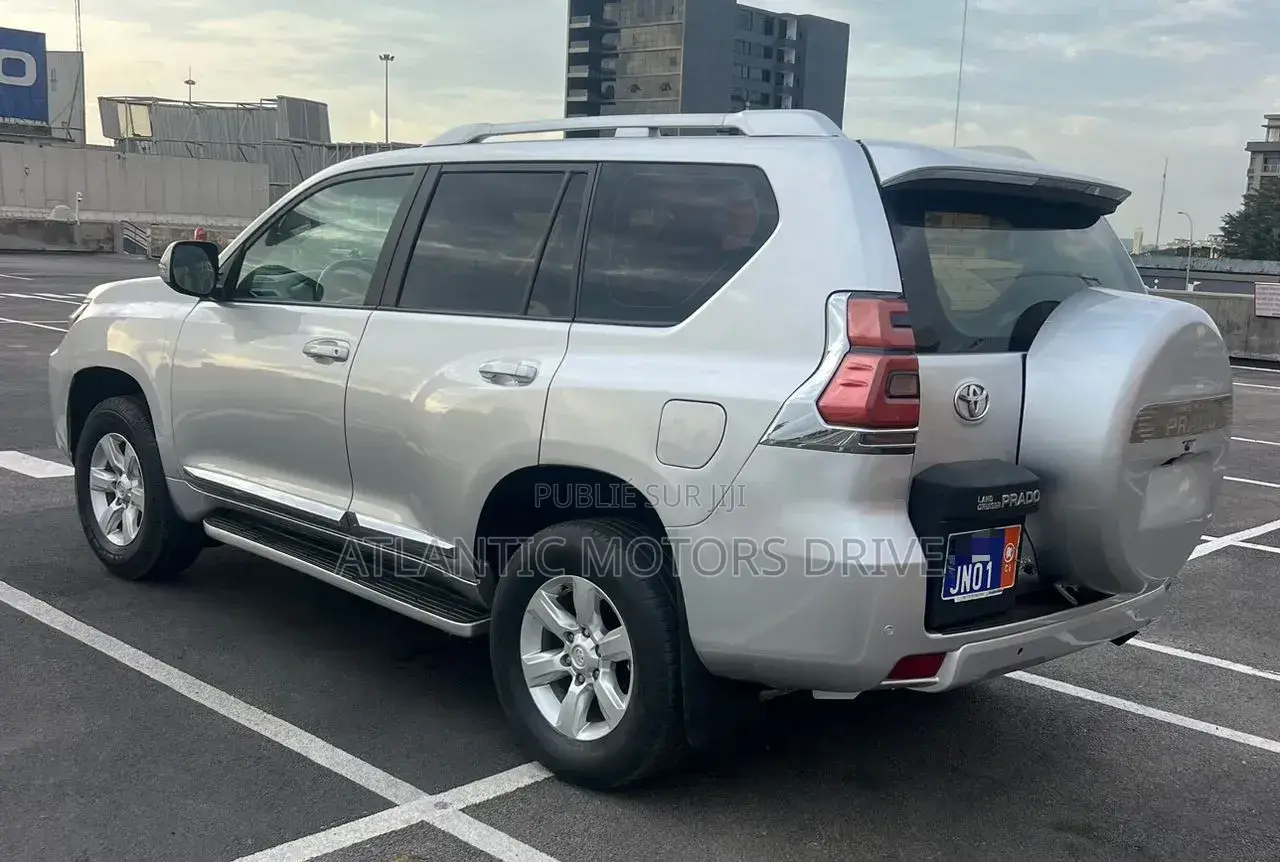 Toyota Land Cruiser Prado 2014 Gris