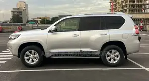 Toyota Land Cruiser Prado 2014 Gris