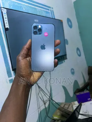 Apple iPhone XR 64 GB Noir