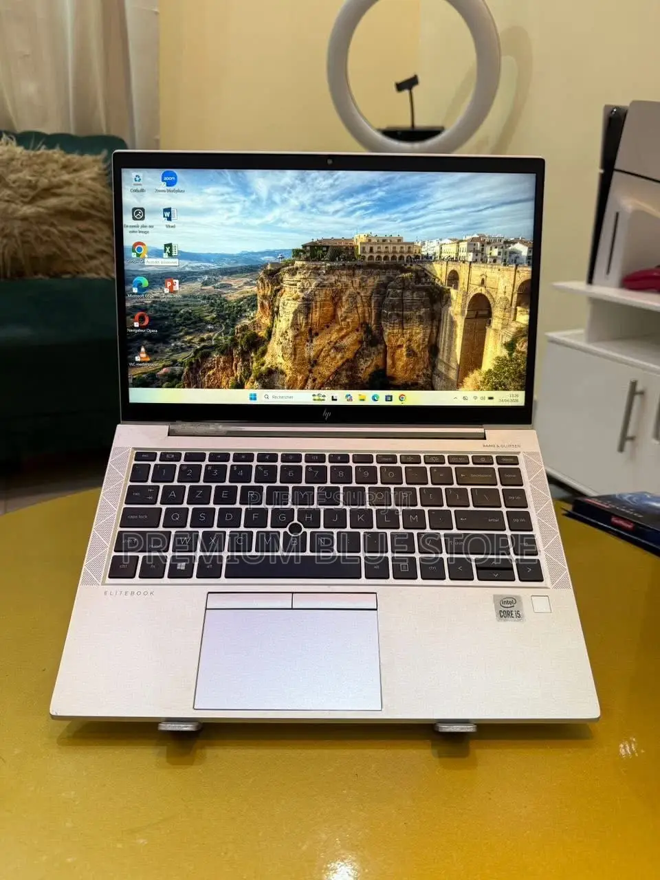 Nouveau HP EliteBook 840 G8 16GB Intel Core i5 SSD 512GB