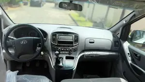 Nouveau Hyundai H1 2025 Blanc