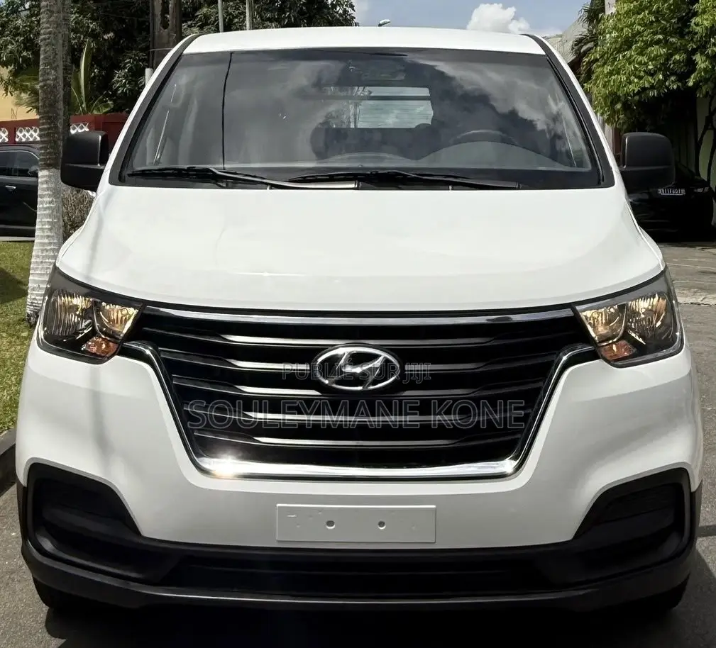 Nouveau Hyundai H1 2025 Blanc