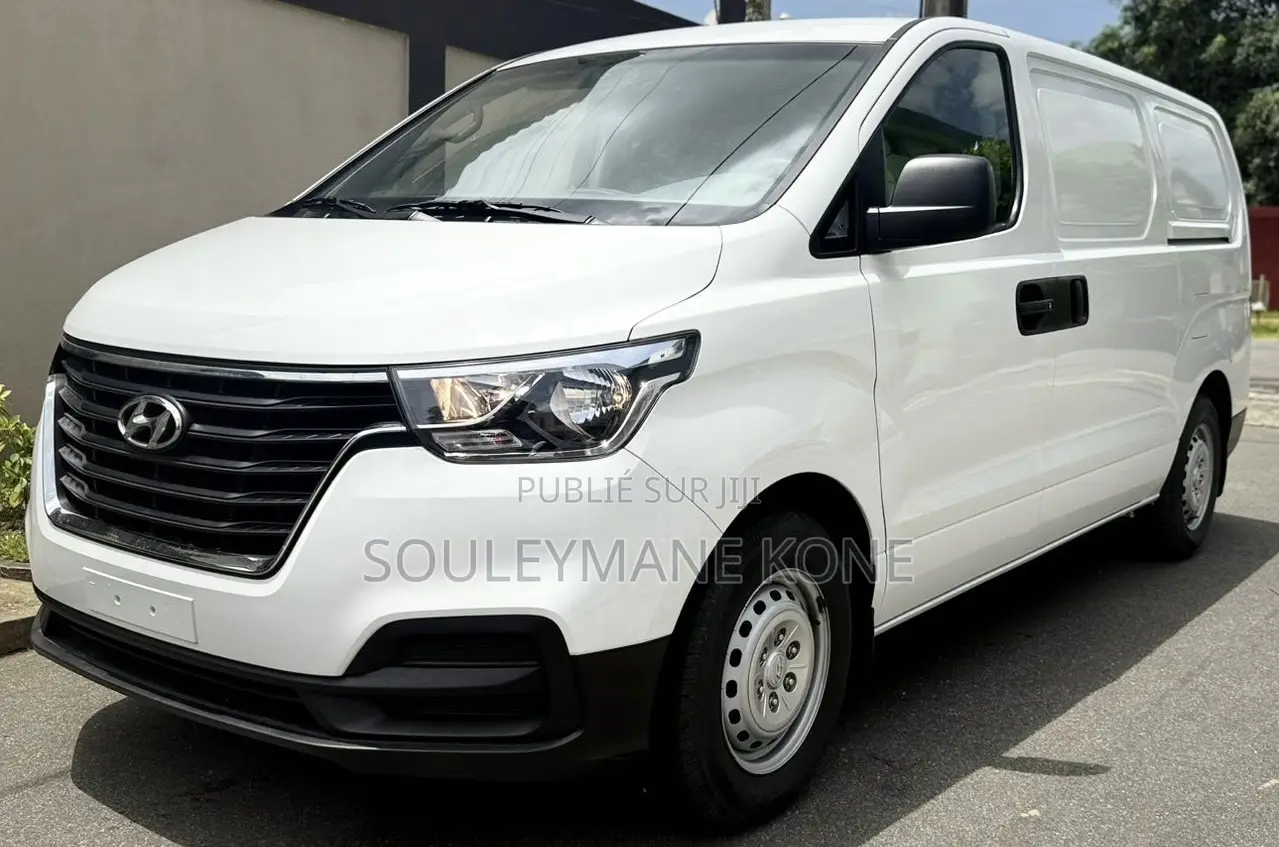 Nouveau Hyundai H1 2025 Blanc