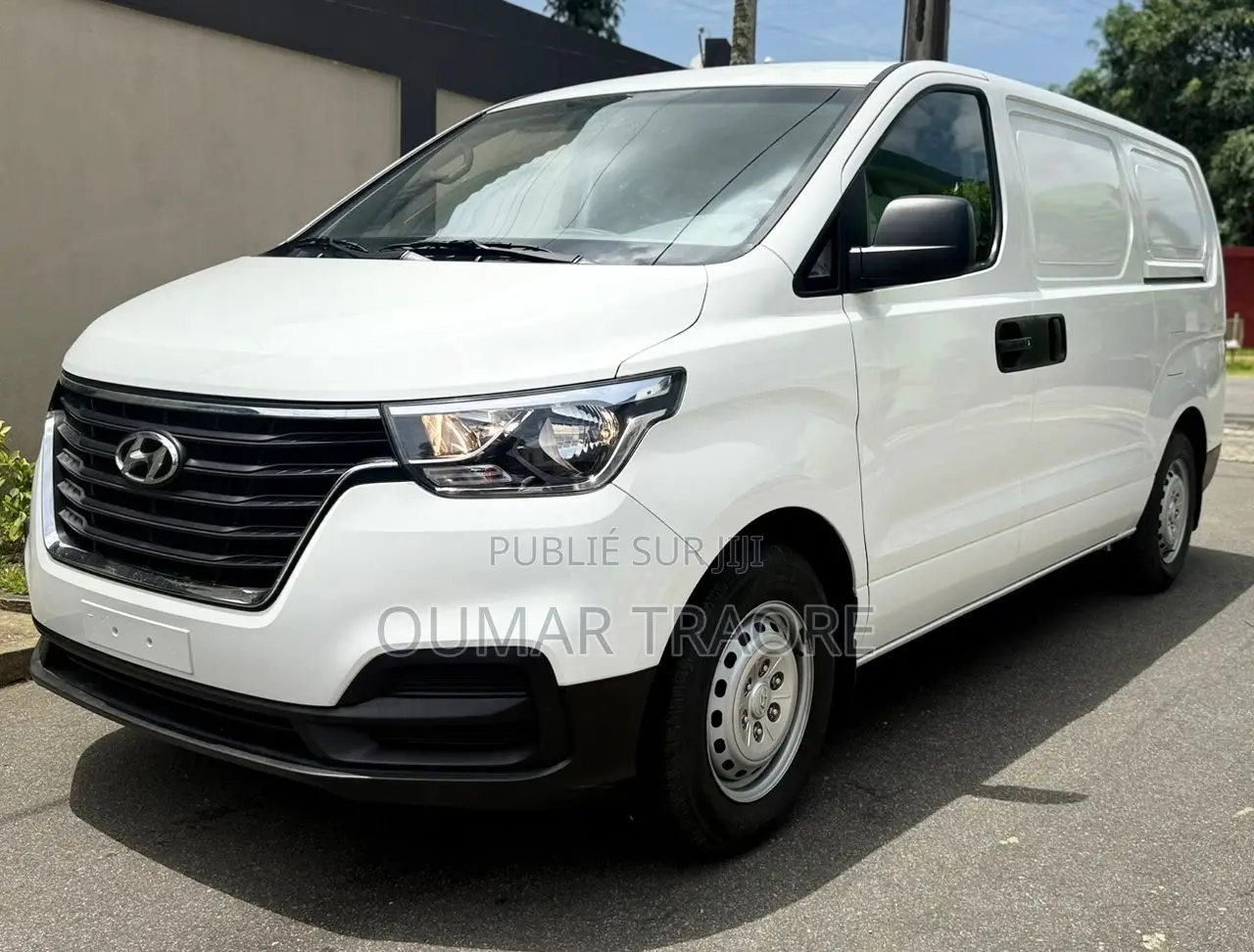 Nouveau Hyundai H1 2025 Blanc
