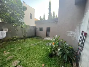 3chbre Appartement dans Massa Immobilier, Cocody à Louer