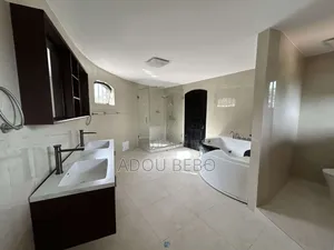 6chbre Duplex dans Massa Immobilier, Cocody à Louer