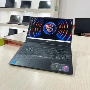 Nouveau Ordinateur portable MSI Cyborg 15 16GB Intel Core i5 SSD 512GB