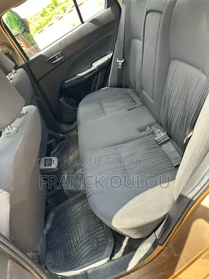Suzuki Dzire 2024 Marron