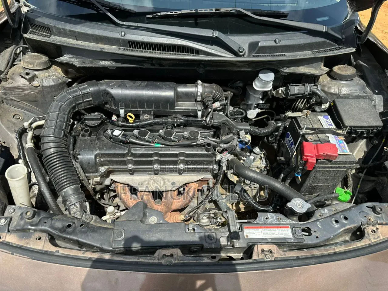 Suzuki Dzire 2024 Marron