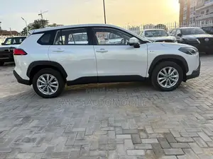 Nouveau Toyota Corolla Cross 2025 Blanc
