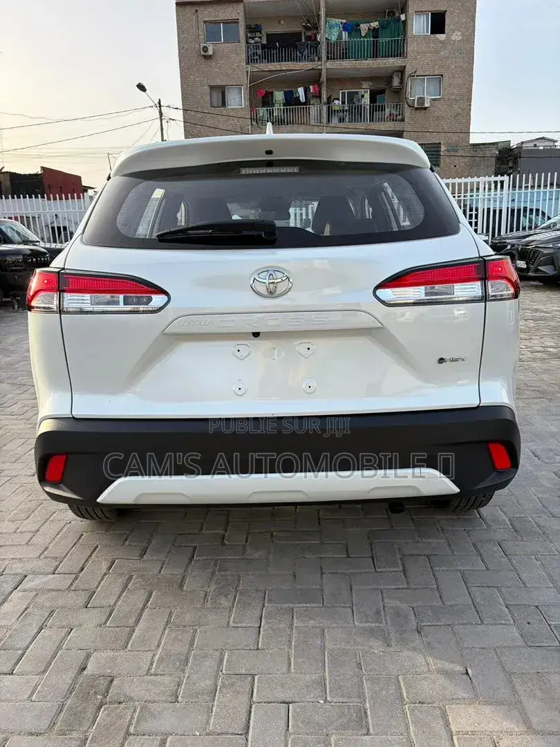 Nouveau Toyota Corolla Cross 2025 Blanc